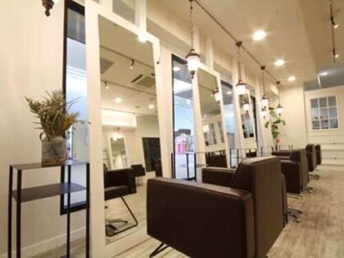 アストラール(astrale)(愛知県名古屋市北区大曽根3‐12‐32オズガーデン内)