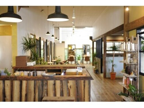 アルーア ヘア サロン(ALLURE HAIR SALON)(愛知県名古屋市北区敷島町95)