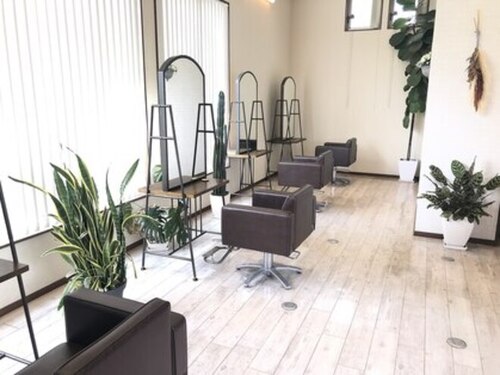 ヴィーダ(hair design VIDA)(愛知県安城市上条町経根8-1)