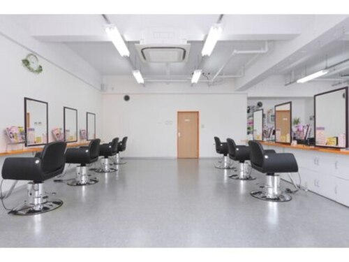 ピース(hair design Peace)(愛知県東海市富木島町前田面26‐4 杉江ビル1F)