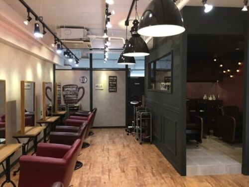 アグ ヘアー フローラ 草津店(Agu hair flola)(滋賀県草津市若竹町1-5 センタービル1階)