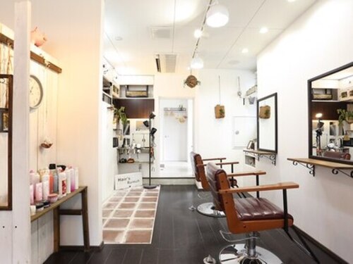 ヘアーズ ルーマ(Hair's Rumah)(滋賀県東近江市八日市町1-3 NCCビル1F)