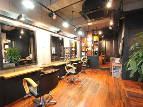 エンヘアー(en hair)(京都府京都市伏見区深草直違橋9-193)