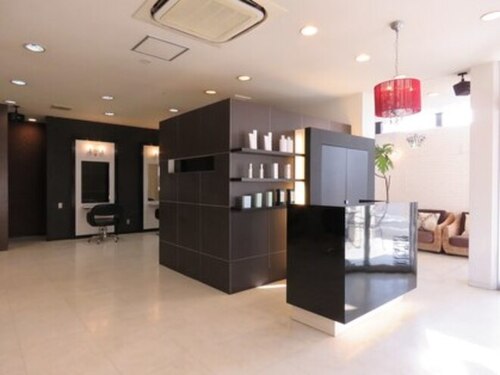 ワーカービーウイット(Worker bee huit)(京都府京都市伏見区醍醐江奈志町10-10)