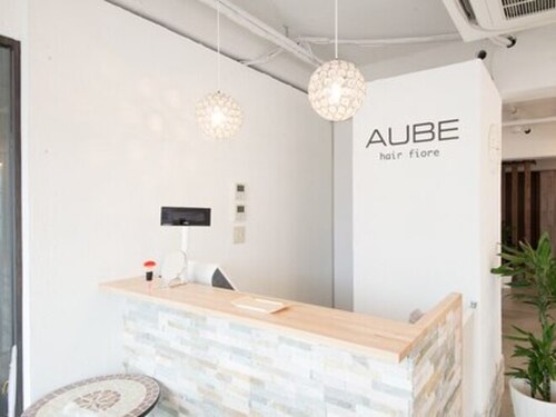オーブ ヘアー フィオーレ 京都桂店(AUBE HAIR fiore)(京都府京都市西京区桂南巽町128番地 ユウプラザ2F)