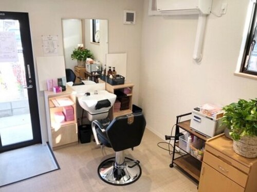 シェノン(Chainon)(京都府京都市伏見区羽束師菱川町532-4 とうふう苑別邸1F)