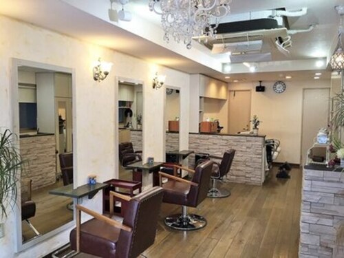 ヘアールームモクメ(hair room mokume)(京都府京都市中京区壬生賀陽御所町3-26 アイハウス 1F)