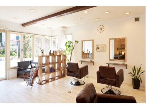 ヘアリラクゼーション レフュージ(hair relaxation Refuge)(京都府京都市山科区勧修寺西栗栖野町178)