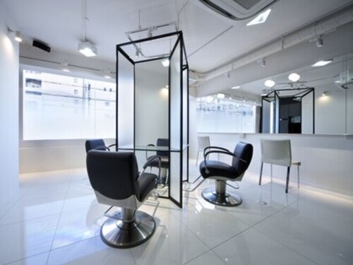 ヘアグランジュテ(HAIR.GRAND JETE')(大阪府大阪市中央区南船場4-10-20 グランドメゾン西心斎橋105)