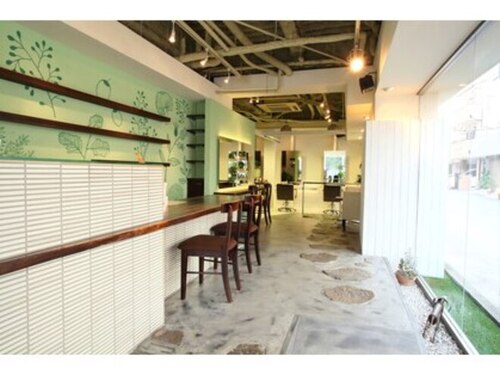 ヘアーフラップベイエリア(Hair FLAP bayarea)(大阪府大阪市港区八幡屋1-3-1)