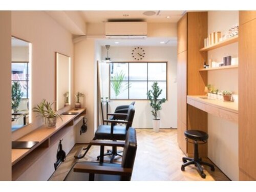 キッキヘアー(KIKKI hair)(大阪府大阪市中央区上汐2-2-17 東山ビル1F)