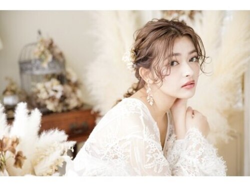 ヘアメイクサロンシャルメ(Hair Make Salon CHARMER)(大阪府大阪市中央区西心斎橋2-10-21 スパジオビルディング2F)