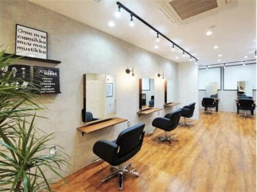 アグ ヘアー ユノ 九条店(Agu hair juno)(大阪府大阪市西区九条2-8-8 九条2-店舗2F)