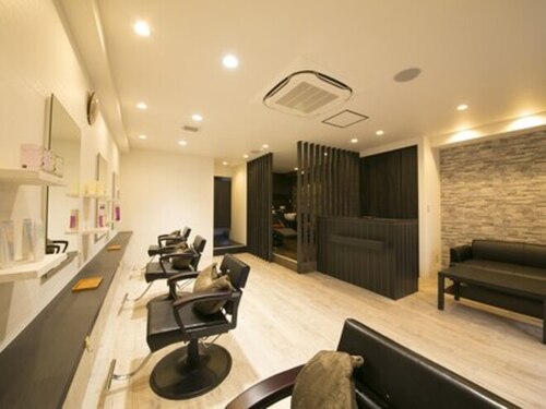 アム ユアーズ サロン(amu yours salon)(大阪府大阪市平野区長吉出戸5-3-69)