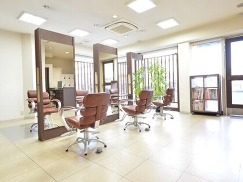 ビビッドヘアー 深江橋店(Vivid Hair)(大阪府大阪市城東区諏訪3-1-20)