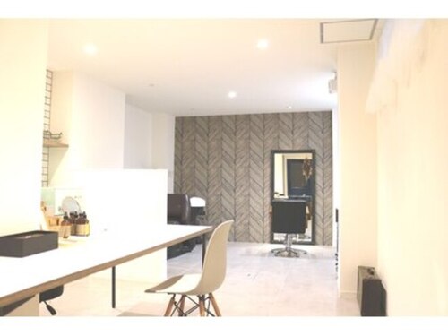カーム アパートメント スパアンドヘアー(calm apartment SPA×HAIR)(大阪府大阪市西区新町3-13-5)