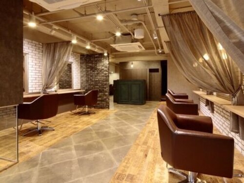ラビマーニ(Labimani)(大阪府大阪市淀川区西中島1-12-13 2F)
