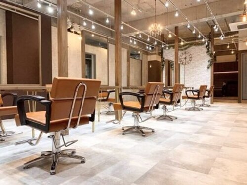 アグ ヘアー ボニータ 喜連瓜破イオン前店(Agu hair bonita)(大阪府大阪市平野区喜連2-5-47 村瀬ビル5F)