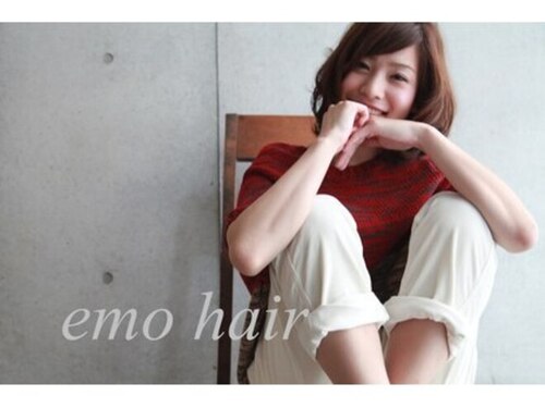 エモヘアー(emo hair)(大阪府大阪市中央区南本町3-2-19-3F)