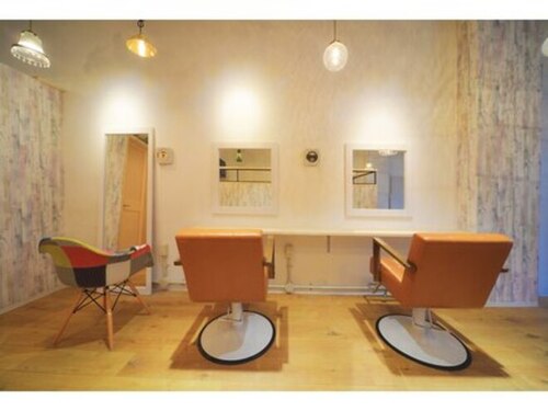 ヘアーズ ロッティー(Hair's Lotti)(大阪府大阪市天王寺区味原町4-8 吉田ビル1F)
