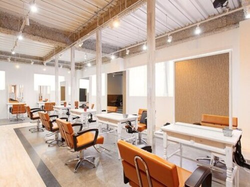アグ ヘアー シフォン 淡路店(Agu hair chiffon)(大阪府大阪市東淀川区東淡路4-18-10 SWIFAビル3階)