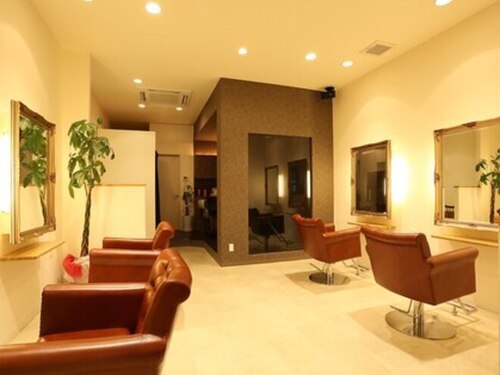 リール ヘアーアンドカンパニー(Rire Hair&Co.)(大阪府大阪市東住吉区東田辺3-13-21 グランドール東田辺 1F)