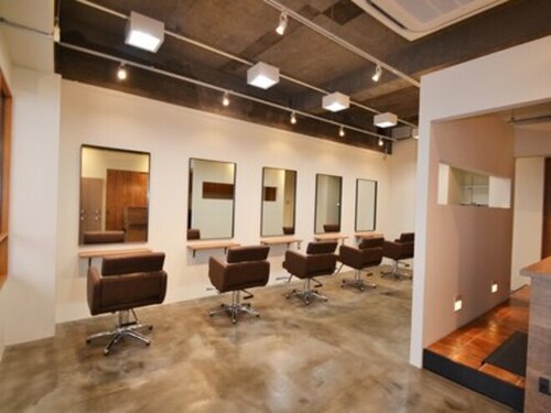 ベルヘアー あびこ店(Belle hair)(大阪府大阪市住吉区苅田9-14-28 セントポーリアアビコ102)