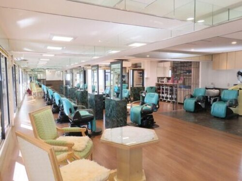 モンサロンドゥコワフール 私の美容室(MON SALON DE COIFFURE)(大阪府大阪市北区豊崎3-8-5 朝日プラザ梅田2 1005)