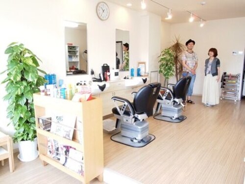 ヘアーサロン レーヴ(reve)(大阪府堺市堺区五月町2-30中畑ビル1F)