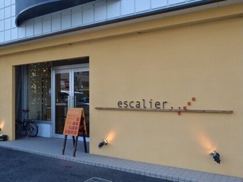 エスカリエ(escalier)(大阪府岸和田市作才町1-5-7)