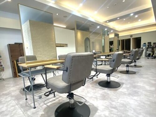 トータルビューティー クレド(TOTAL BEAUTY Credo byHAIR TIME)(大阪府高槻市白梅町4-8号ジオタワ―3Fミューズフロント)