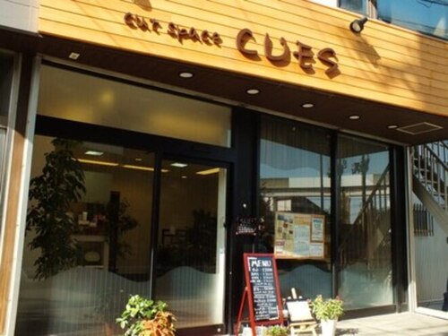 カット スペース キューズ(cut space CUES)(大阪府茨木市若草町3-21 若草ビル1F)