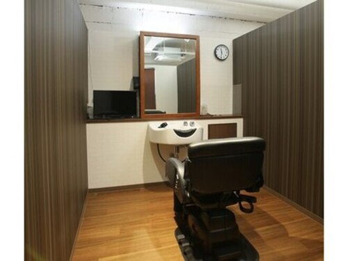 ヘアハウスレポ(Hair House LePo)(大阪府寝屋川市八坂町20-13)