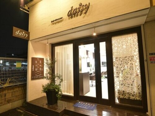 ヘアードレッサー デイジー(hair dresser daisy)(大阪府寝屋川市八坂町16-16)