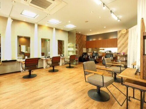 ヘアーズ ベリー 古川橋店(hairs BERRY)(大阪府門真市末広町8-1 三福ビル2F)