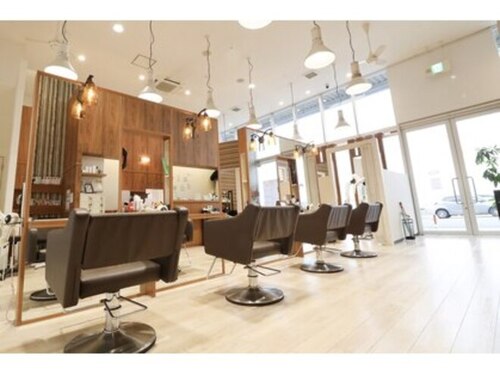 ニコ ヘアーデザイン(nico hair design)(大阪府南河内郡河南町中415 スーパーセンターオークワ河南店内)