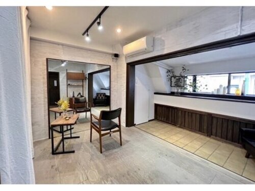 アパートメント401.402 ヨンマルイチヨンマルニ(apartment401.402)(兵庫県神戸市中央区三宮町3-5-2 4F)