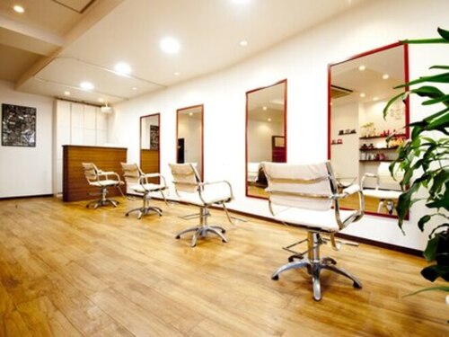 ヘアーアンドカラー チェス(Hair&Color CHESS)(兵庫県神戸市北区谷上西町27-2 谷上ハイツ105)