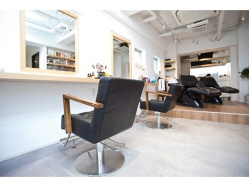 エバーグリーン ヘアデザイン(evergreen HAIR DESIGN)(兵庫県神戸市中央区琴ノ緒町5-4-19TMEビル202)