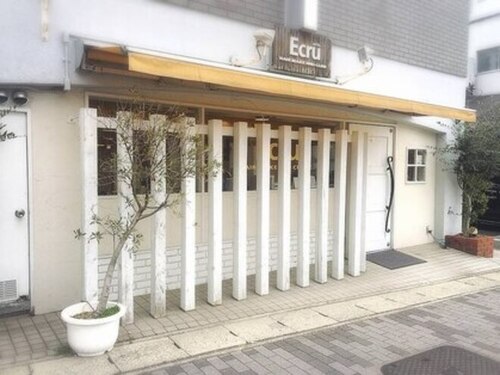 ヘアーメイクアンドクリニック エクリュ(HAIR MAKE AND CLINIC Ecru)(兵庫県神戸市東灘区森南町1-8-9)