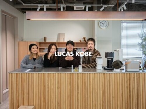 ルーカス(LUCAS)(兵庫県神戸市中央区栄町通2-3-5 平崎ビル2F)