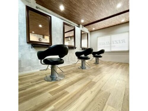 ライズヘアー(RIZE HAIR)(兵庫県神戸市中央区相生町4-7-10小島ビル2F)