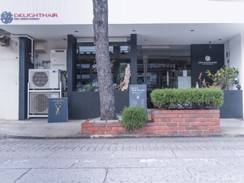 ディライトヘア 本山店(DELIGHT HAIR)(兵庫県神戸市東灘区本山北町3-4-9 甲南ビラ1F)