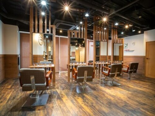 アピューズ ヘアー 三宮(Apiuz Hair)(兵庫県神戸市中央区北長狭通1-9-10 プリンセスコーストビル7F)