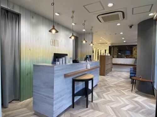 アース 新長田店(HAIR&MAKE EARTH)(兵庫県神戸市長田区松野通1-5-19 パルテール新長田1F)