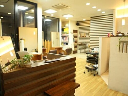 ヘアサロン テイク(Hair Salon Take)(兵庫県宝塚市山本東3‐6‐1ゴールドヒル宝塚2F)