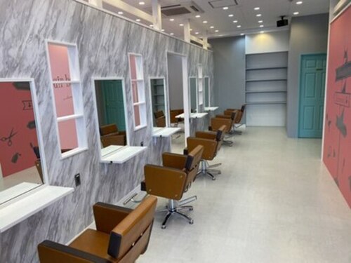 アグ ヘアー ボニー 三田駅前店(Agu hair bonny)(兵庫県三田市駅前町3-10 ルネ三田駅前ハートシティテナントA105号室)