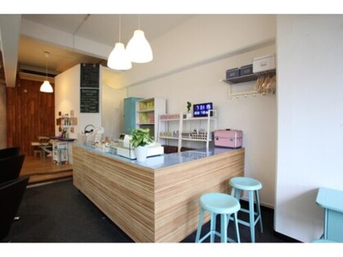 カラーコレクトラットアタット(ColorCollect Rat a Tat)(和歌山県和歌山市中島526 第二松浦マンション1F)