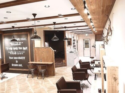 アグ ヘアー エミュ 和歌山駅前店(Agu hair emu)(和歌山県和歌山市美園町5-1-8 3階)