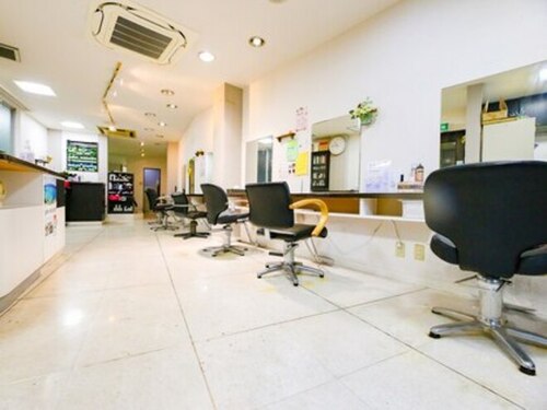 ヘアーサロン アンズ(HAIR SALON an’s)(和歌山県和歌山市友田町4-91 マルマンビル2F)